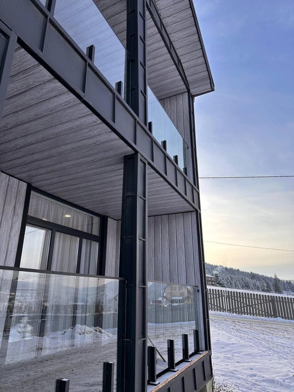 Appartamento Park House Palyanytsya Esterno foto